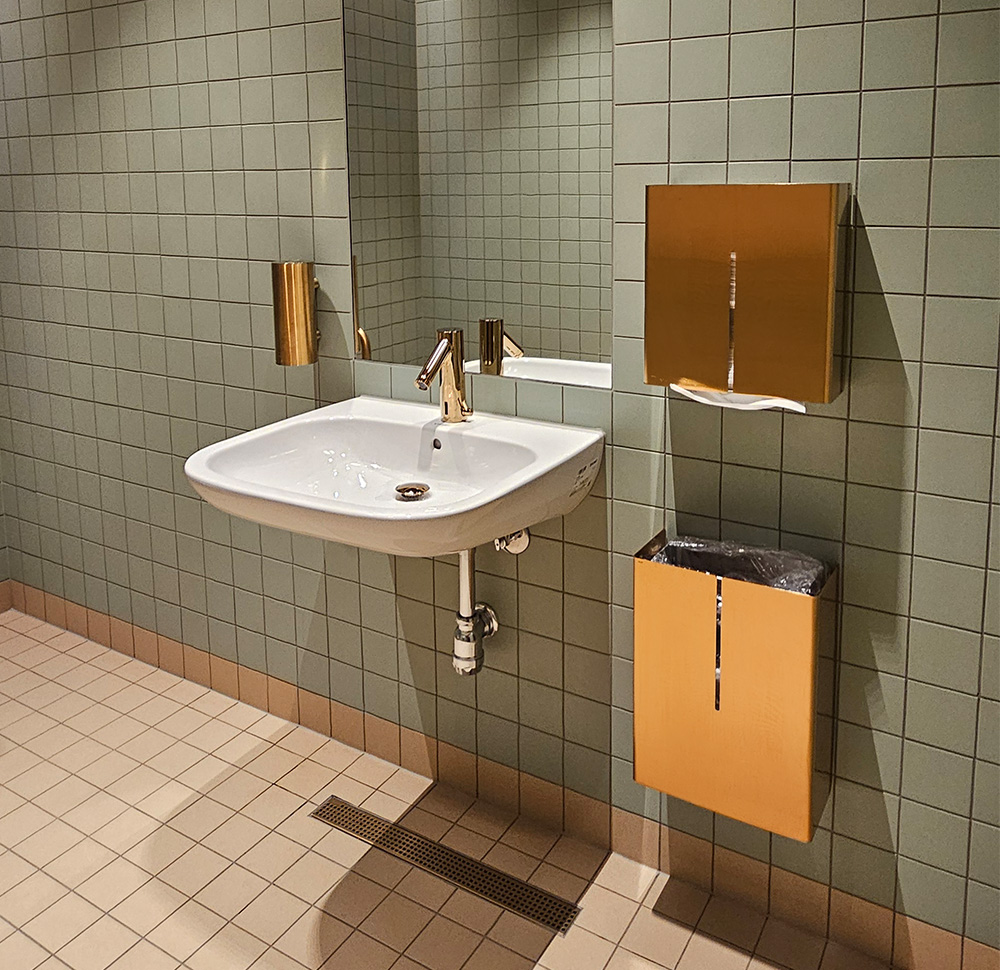 Bergenhus Toilet 1000X970 3