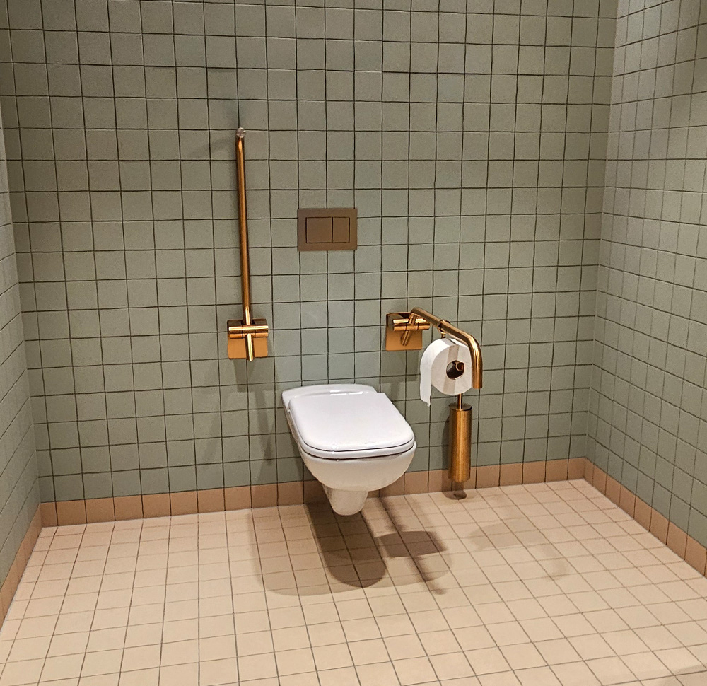 Bergenhus Toilet 1000X970 5